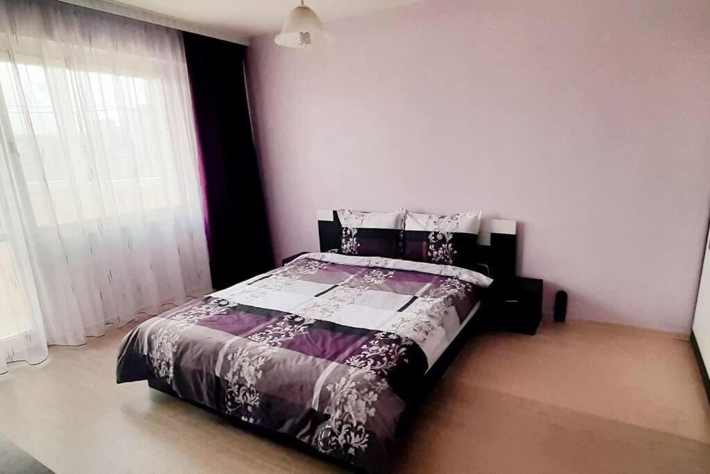 Soc Apartment Close To The Center Бургас Экстерьер фото